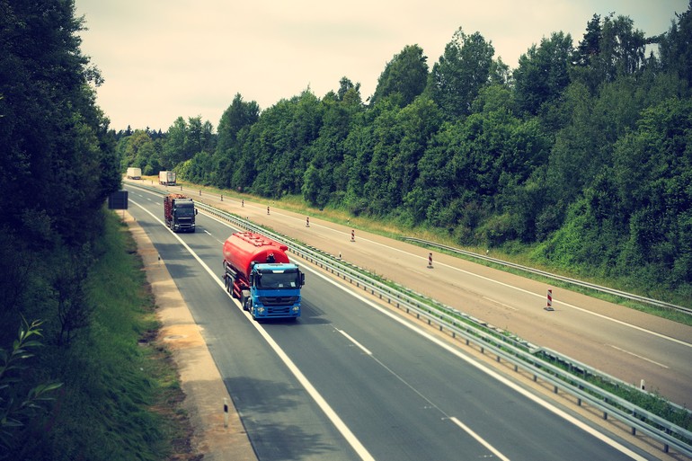 Chauffeurs routiers soumis au SMIC français 