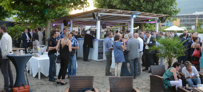 Apéritif dînatoire, Plage du Stage Club / Photo de G. Siegenthaler